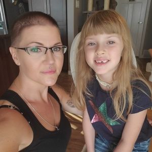 Meet your Posher, Pamela